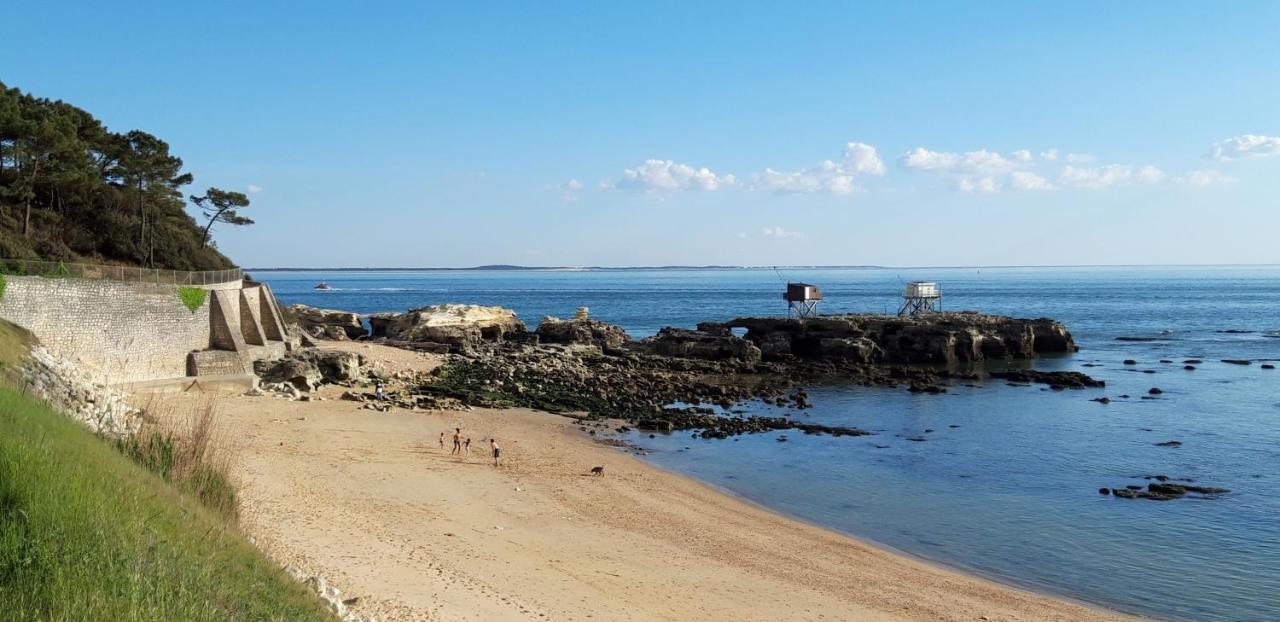 Hotel Camping Le Puits De L'Auture Saint-Palais-sur-Mer Esterno foto