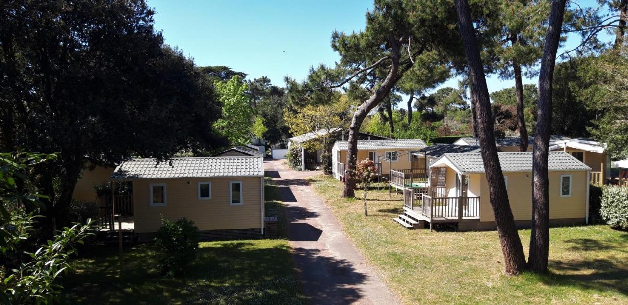 Hotel Camping Le Puits De L'Auture Saint-Palais-sur-Mer Esterno foto