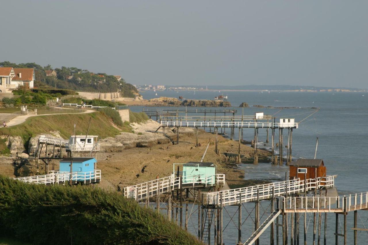 Hotel Camping Le Puits De L'Auture Saint-Palais-sur-Mer Esterno foto