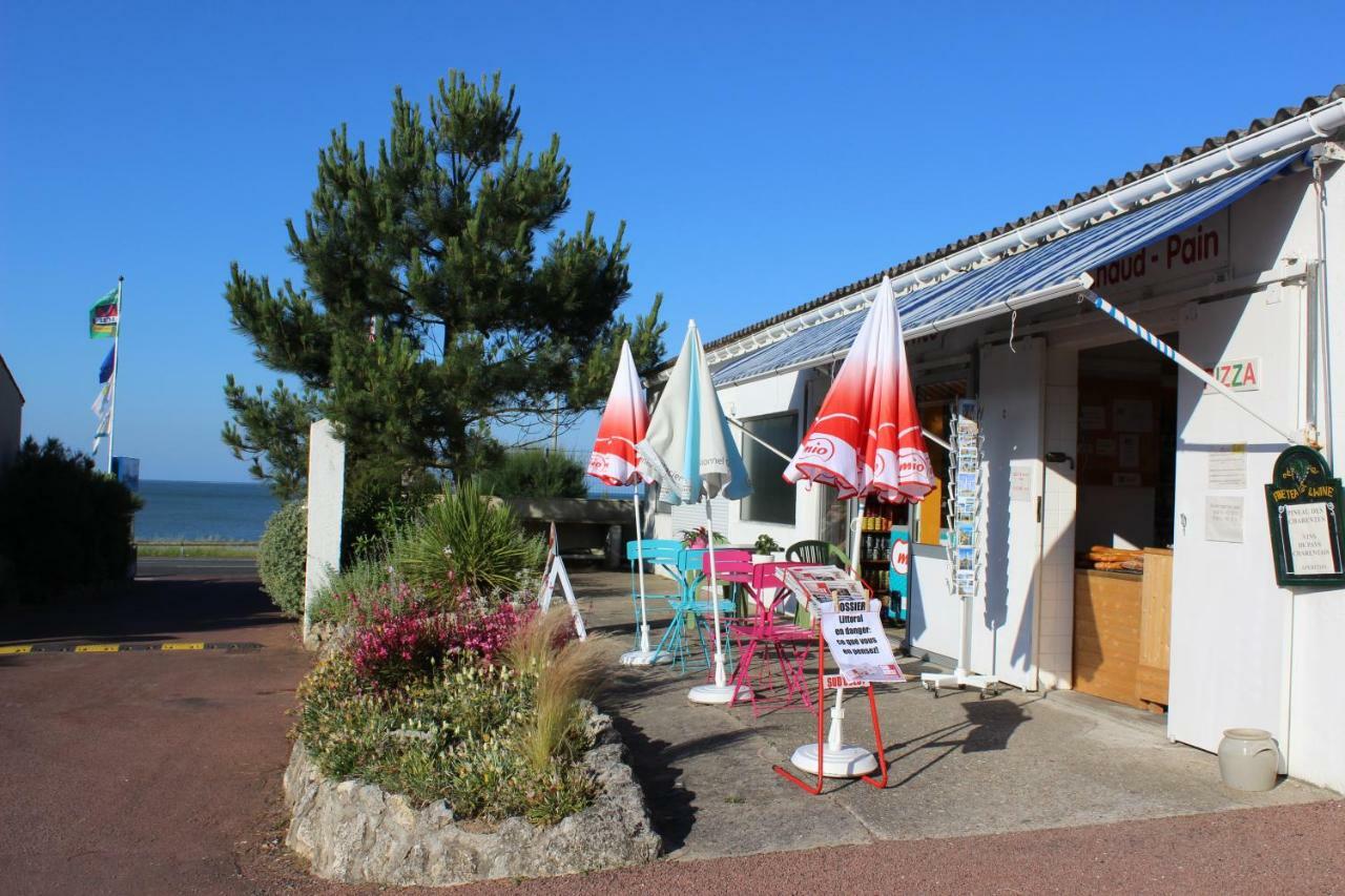 Hotel Camping Le Puits De L'Auture Saint-Palais-sur-Mer Esterno foto