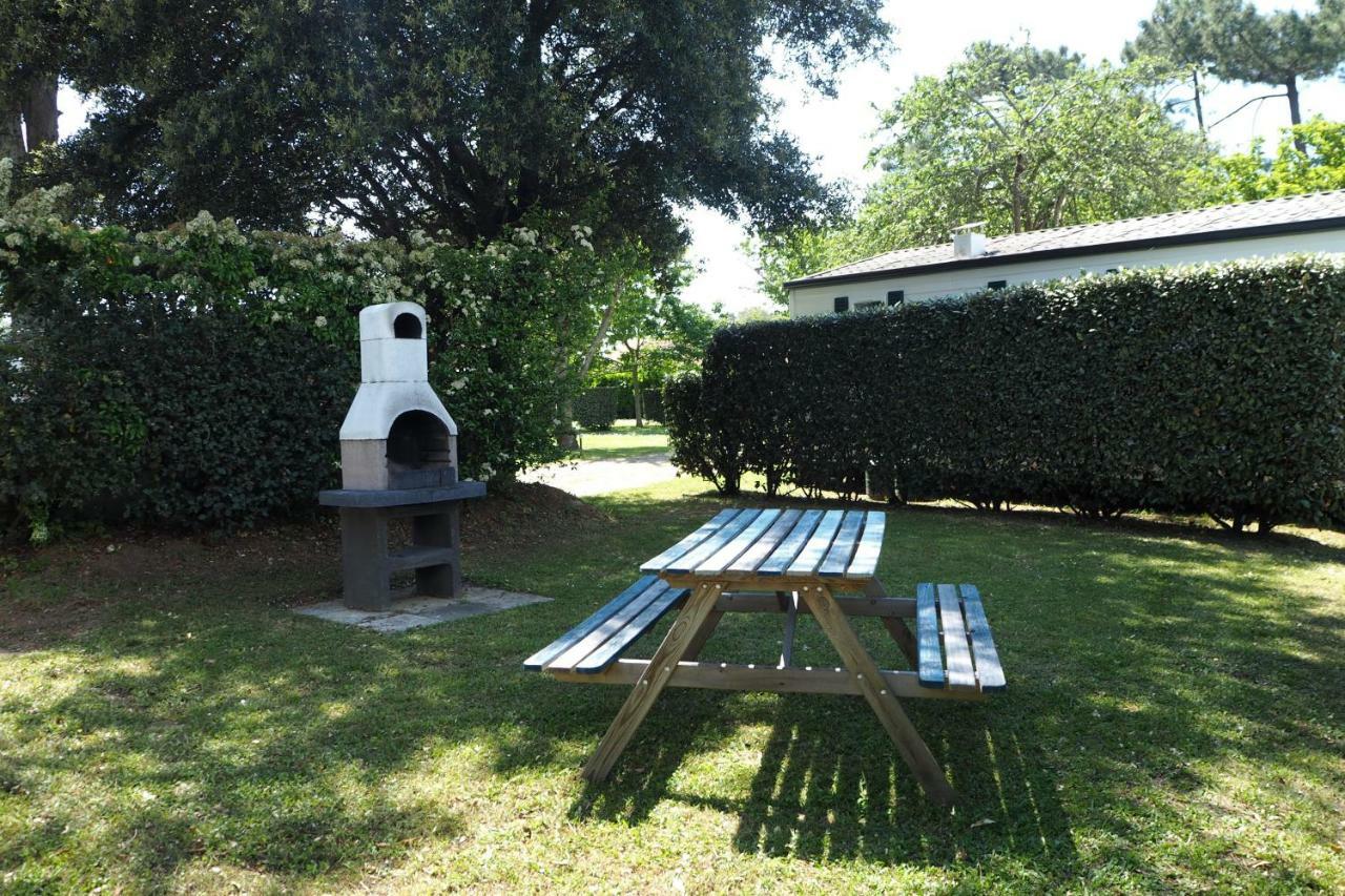 Hotel Camping Le Puits De L'Auture Saint-Palais-sur-Mer Esterno foto